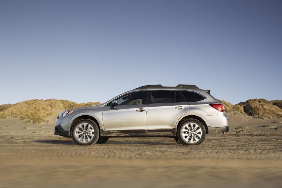  Subaru Outback 2015 года  (фото 10 из 33)